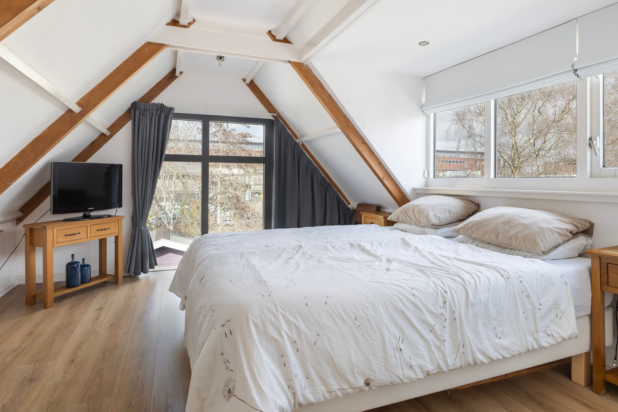 Foto 15 van Huizumerlaan 47