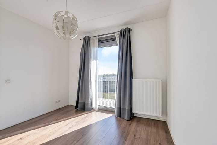 Foto 14 van Churchillplein 60