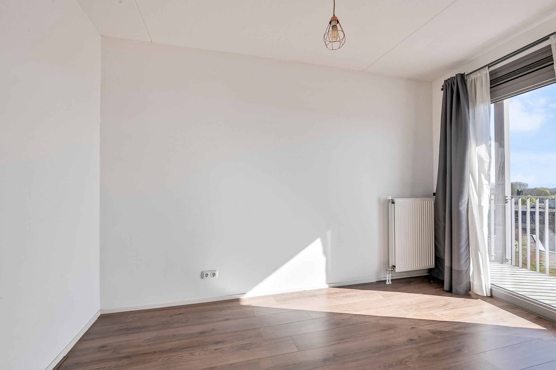 Foto 15 van Churchillplein 60