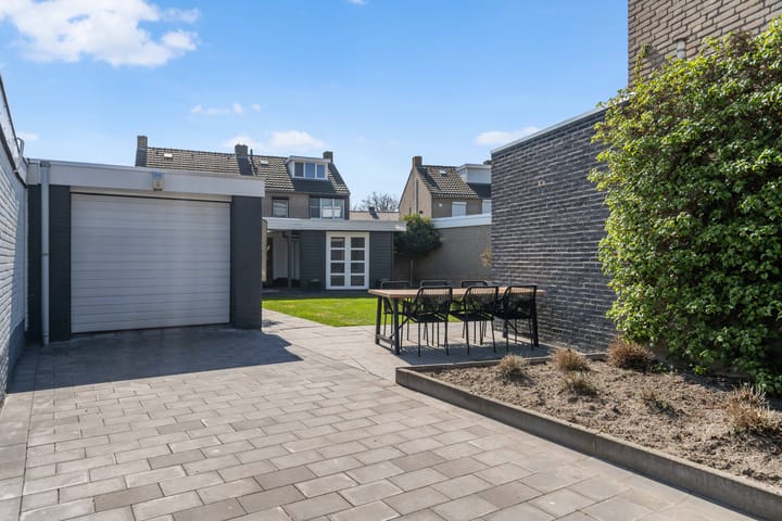 Foto 47 van Johanna van Polanenstraat 24