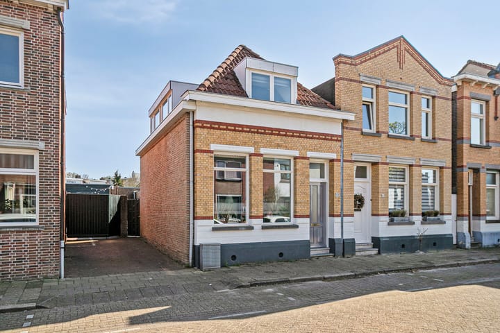 Foto 2 van Voorstraat 108