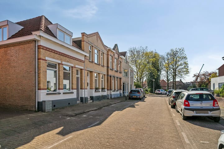 Foto 38 van Voorstraat 108