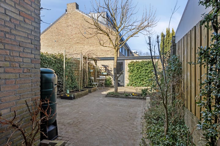 Photo 35 of Zagerstraat 19
