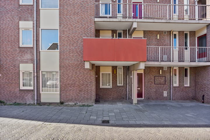 Foto 23 van Bedumerstraat 20-A