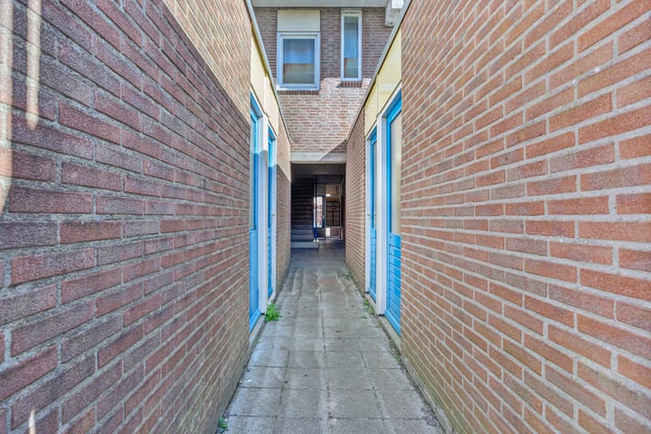 Foto 24 van Bedumerstraat 20-A