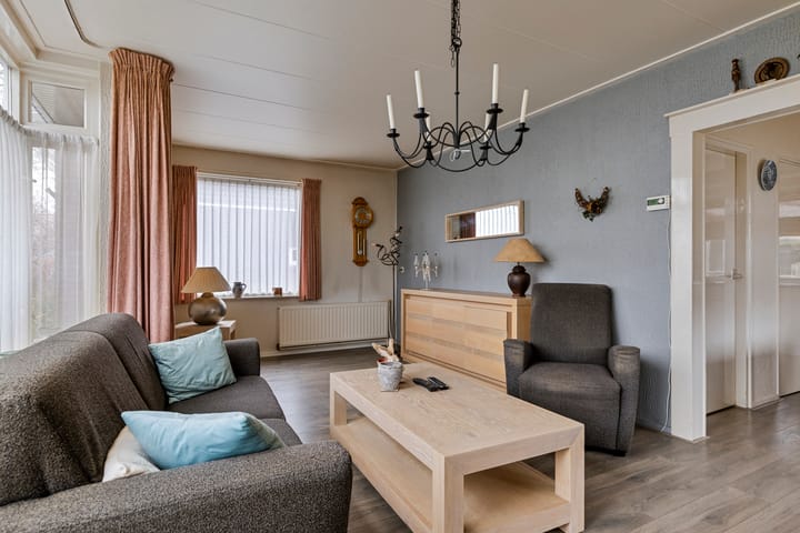 Foto 11 van Julianalaan 4-C