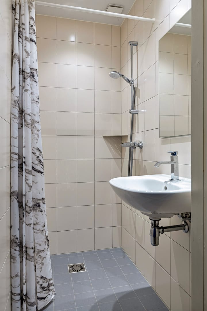 Foto 16 van Julianalaan 4-C