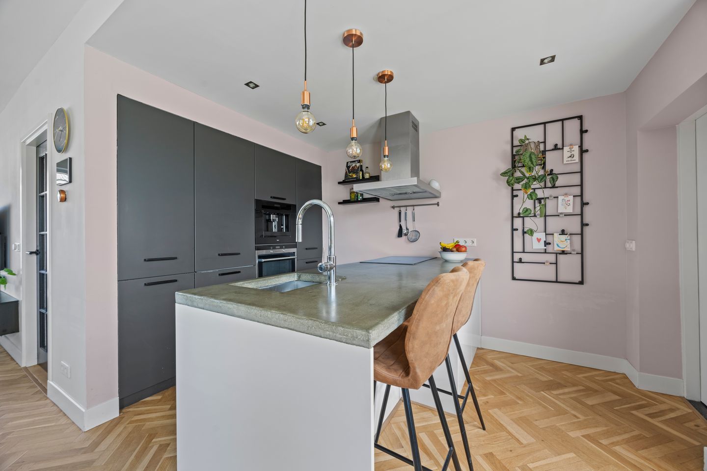 Photo 4 of Rijnstraat 457