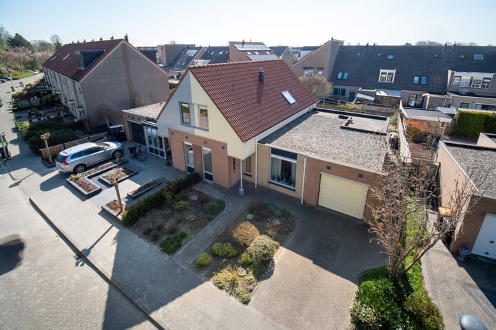 Foto 1 van Waterhoen 10