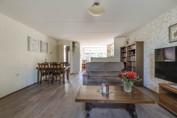 Foto 12 van Waterhoen 10