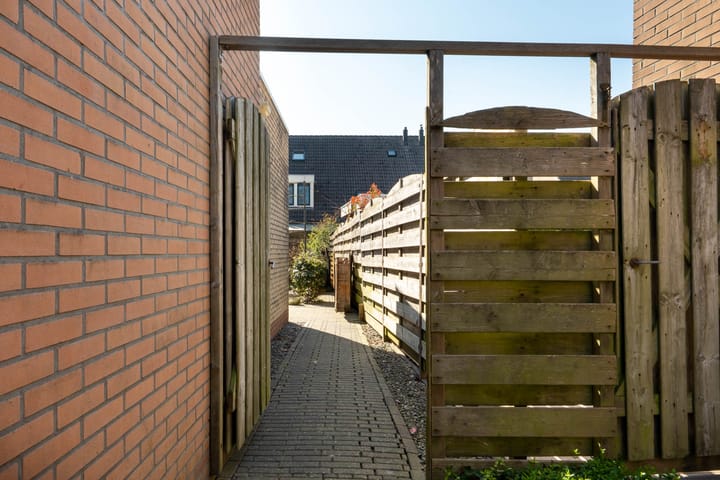 Foto 39 van Waterhoen 10