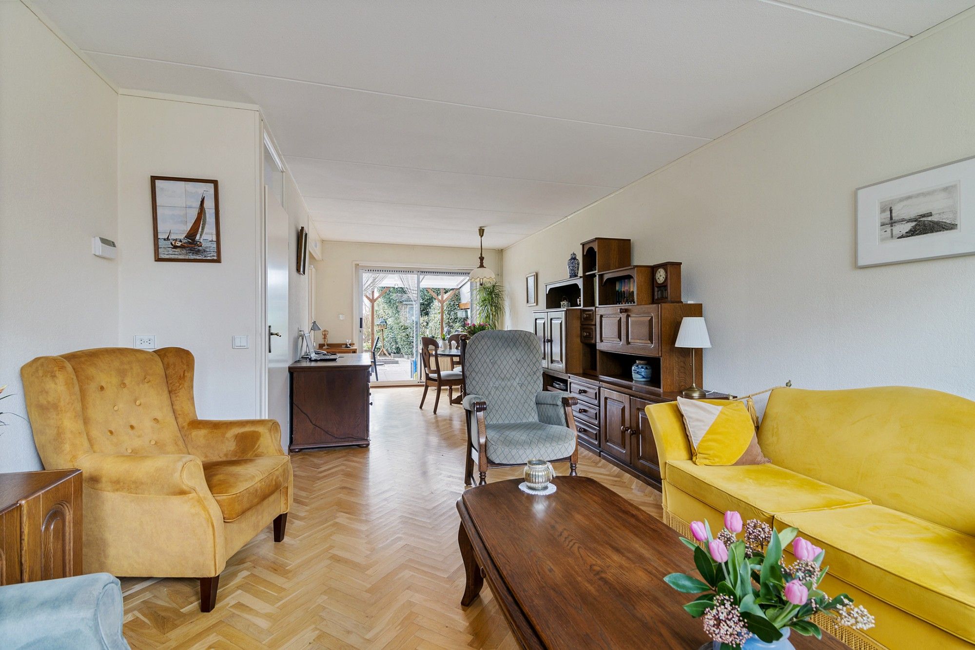 Photo 12 of Stal 241