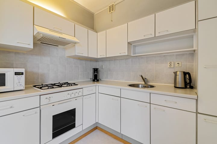 Foto 18 van Stal 241