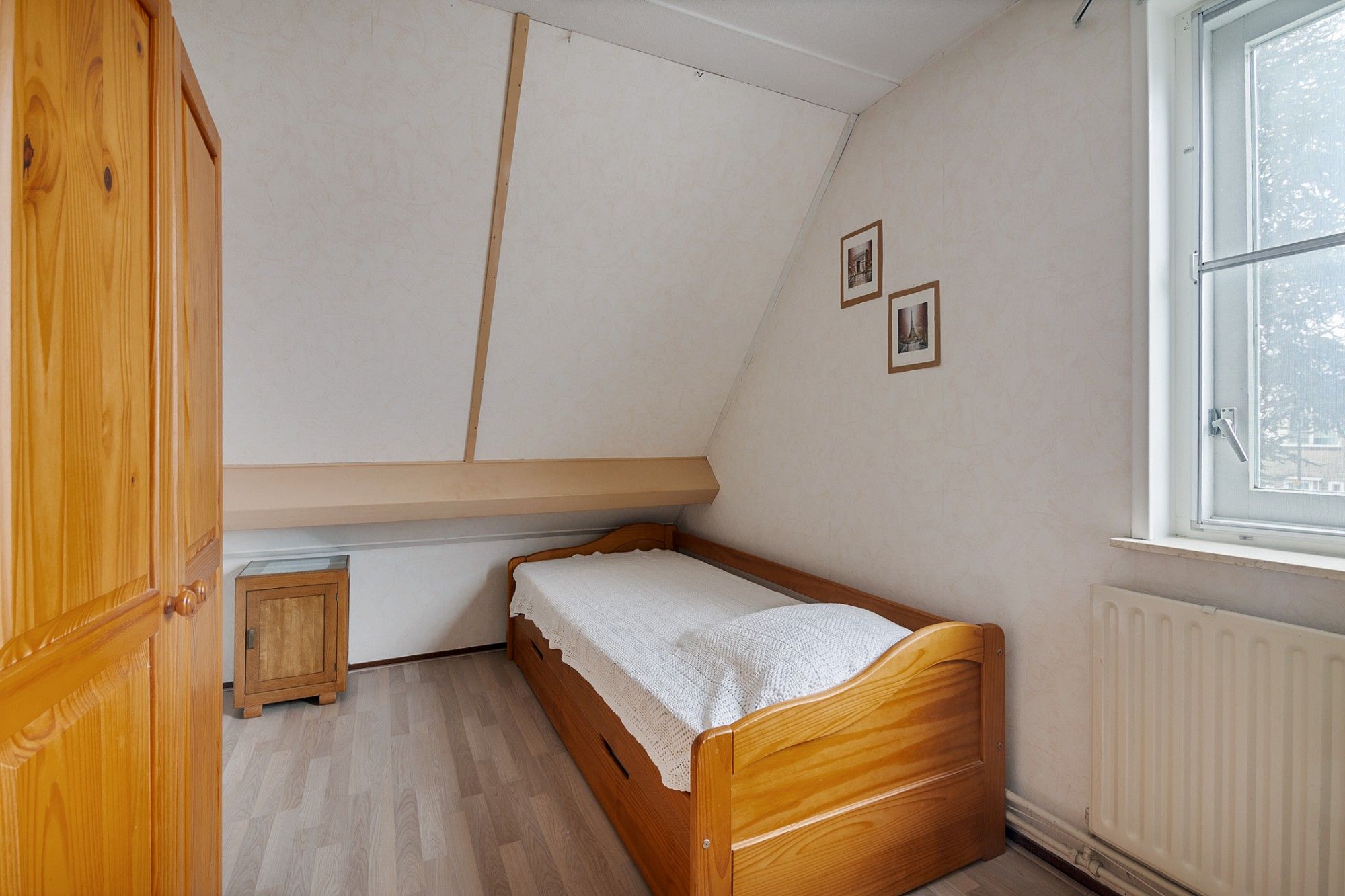 Photo 21 of Stal 241