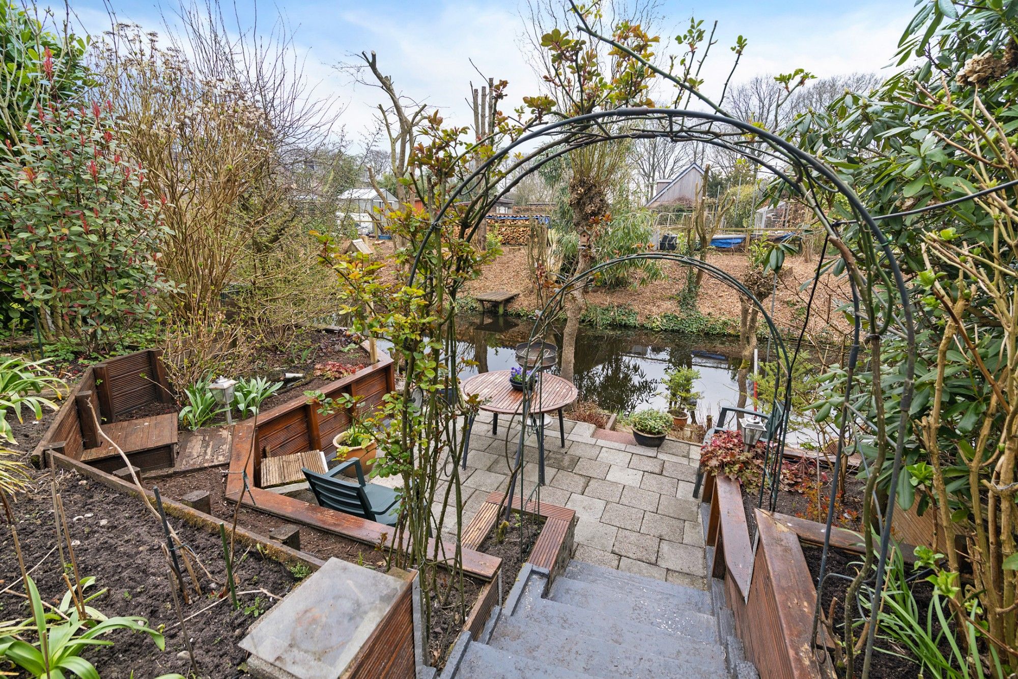 Photo 36 of Stal 241