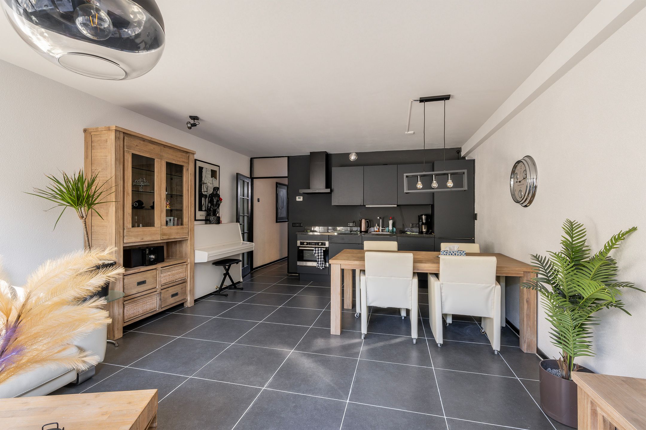 Foto 9 van Robert Schumanring 82