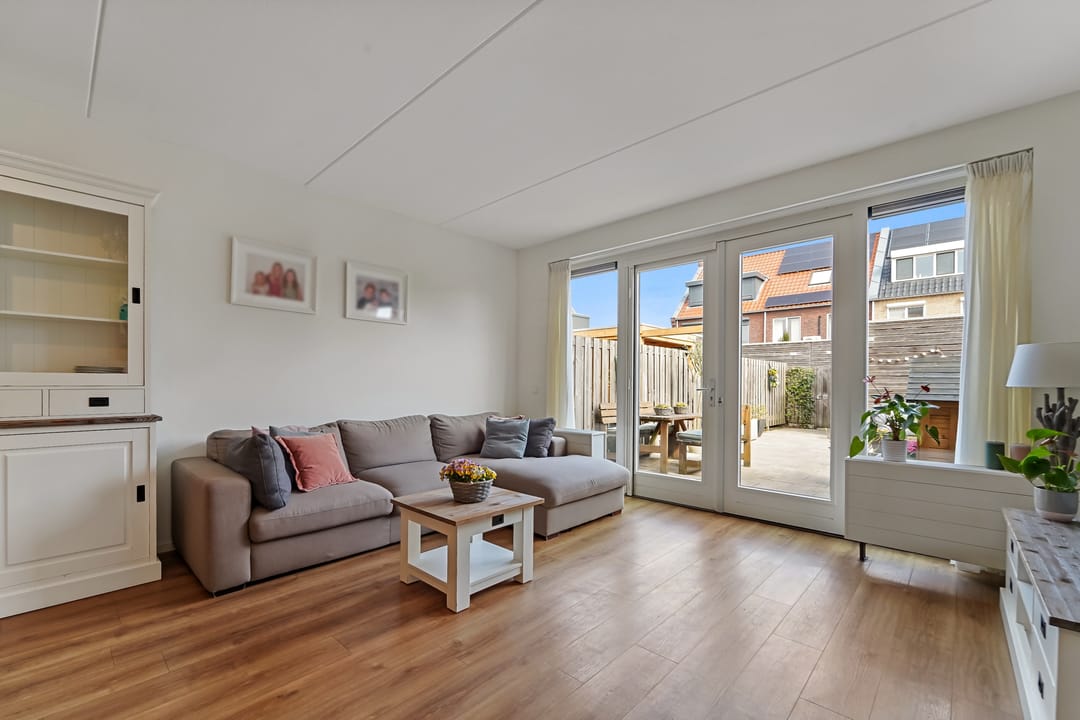 Foto 7 van Weeshuisland 5