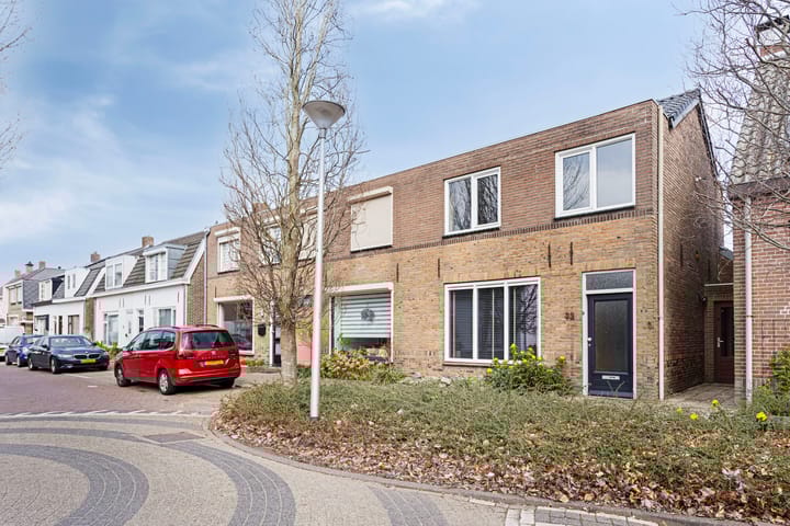 Photo 1 of Nieuwstraat 32