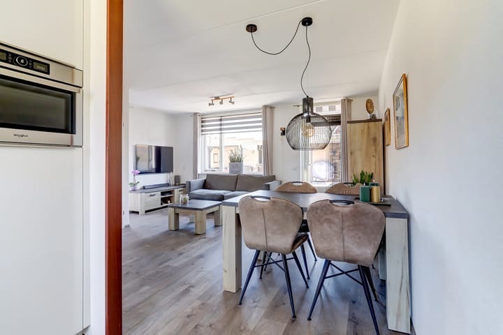 Foto 12 van Repel 14