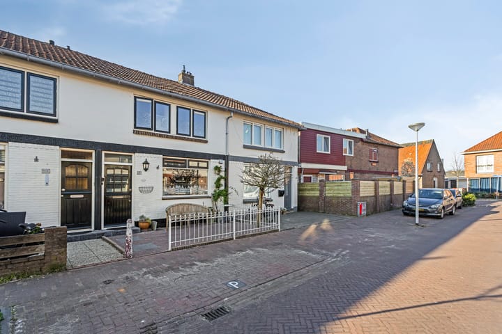 Foto 2 van De Ruijterstraat 41