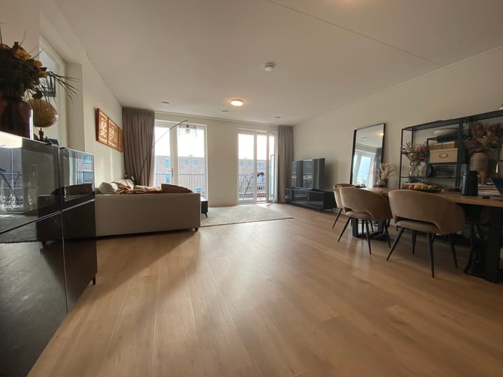 Foto 2 van van Alphenstraat 61-G