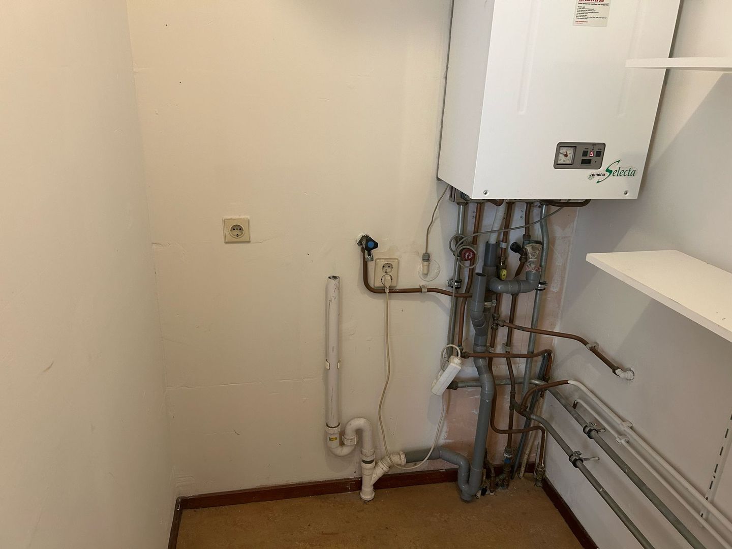 Foto 14 van Eemnesserweg 72