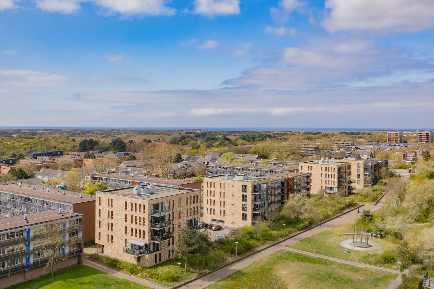 Foto 1 van Zeewijkplein 212