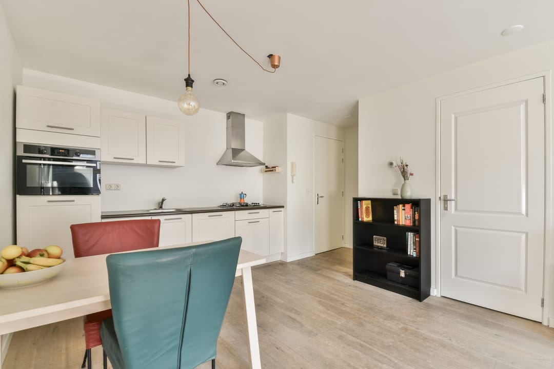 Photo 8 of Jacob van Lennepstraat 31-3A