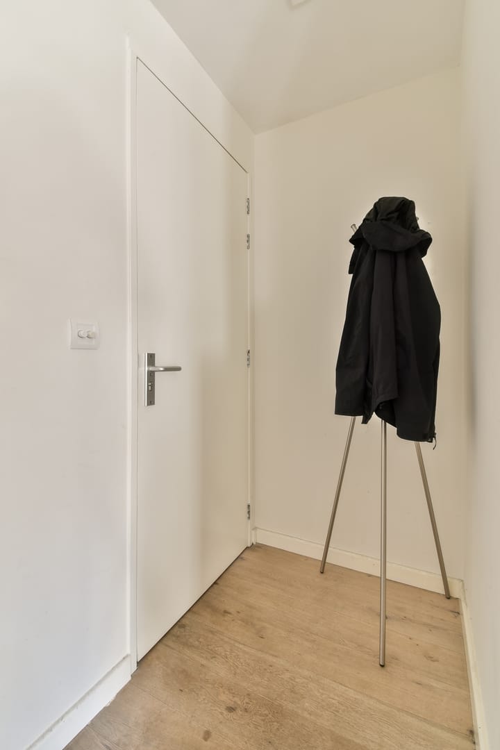 Photo 13 of Jacob van Lennepstraat 31-3A