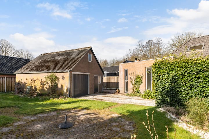 Foto 19 van Rinia van Nautaweg 60