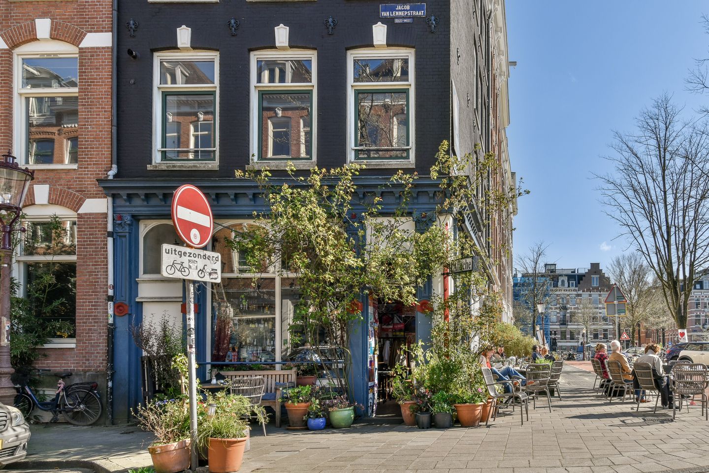 Photo 14 of Jacob van Lennepstraat 31-3A