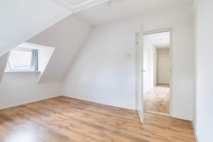 Foto 34 van Rinia van Nautaweg 60