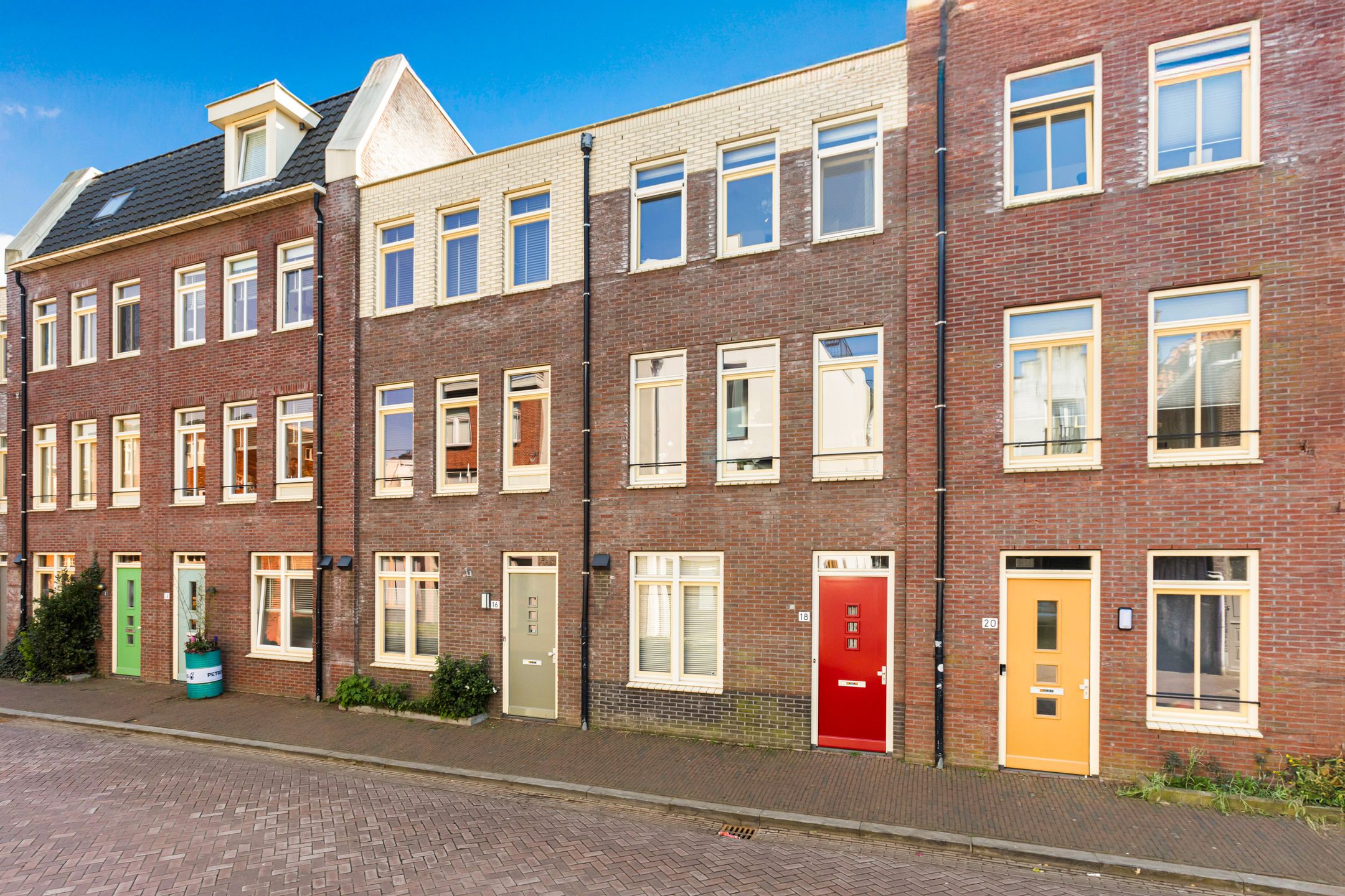 Photo 6 of Elfhuizen 18