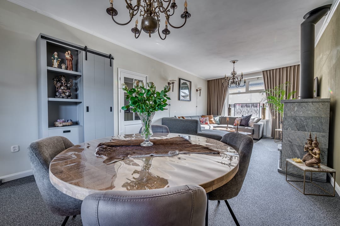 Photo 11 of Willemstraat 18