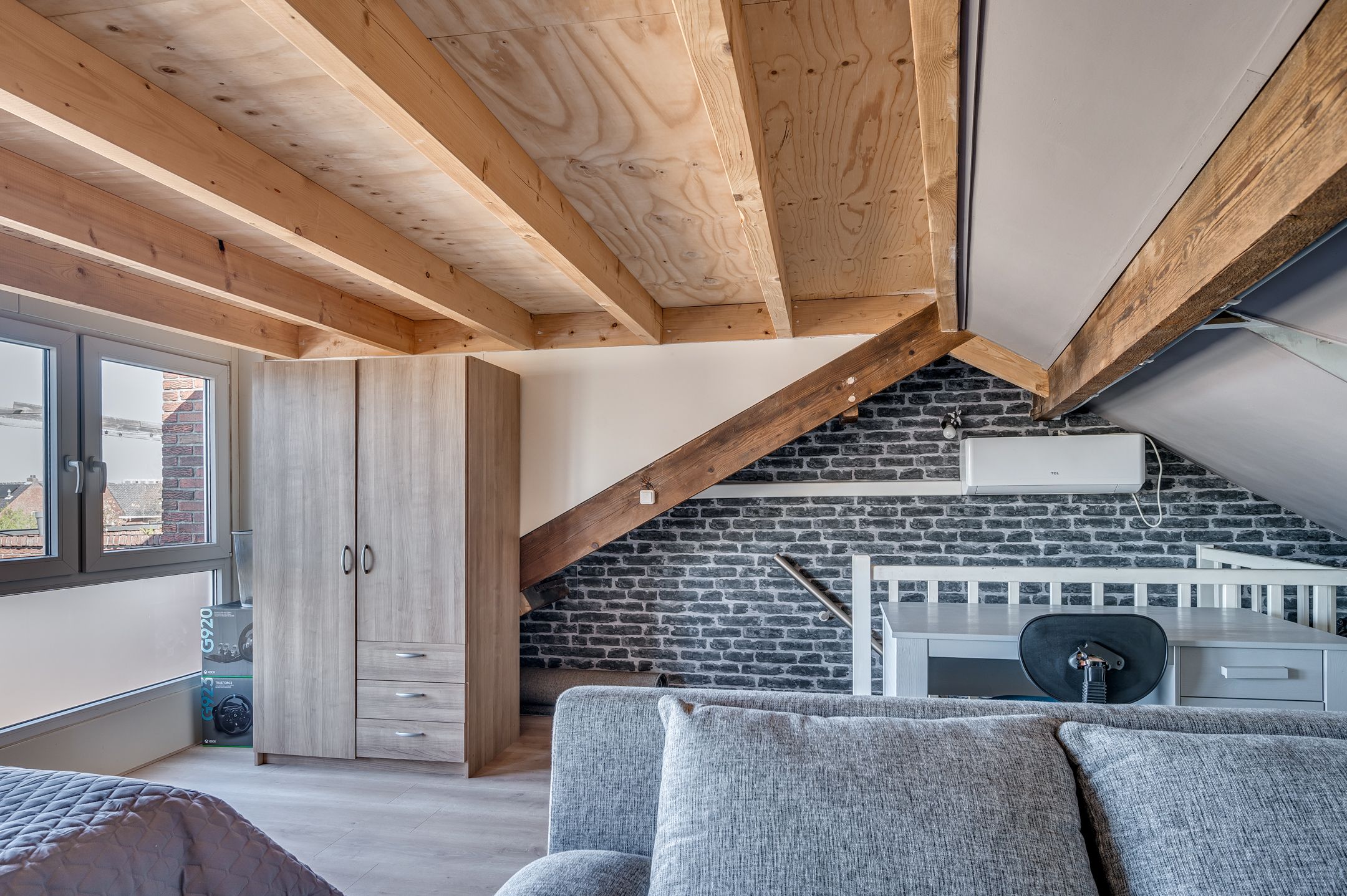 Photo 39 of Willemstraat 18