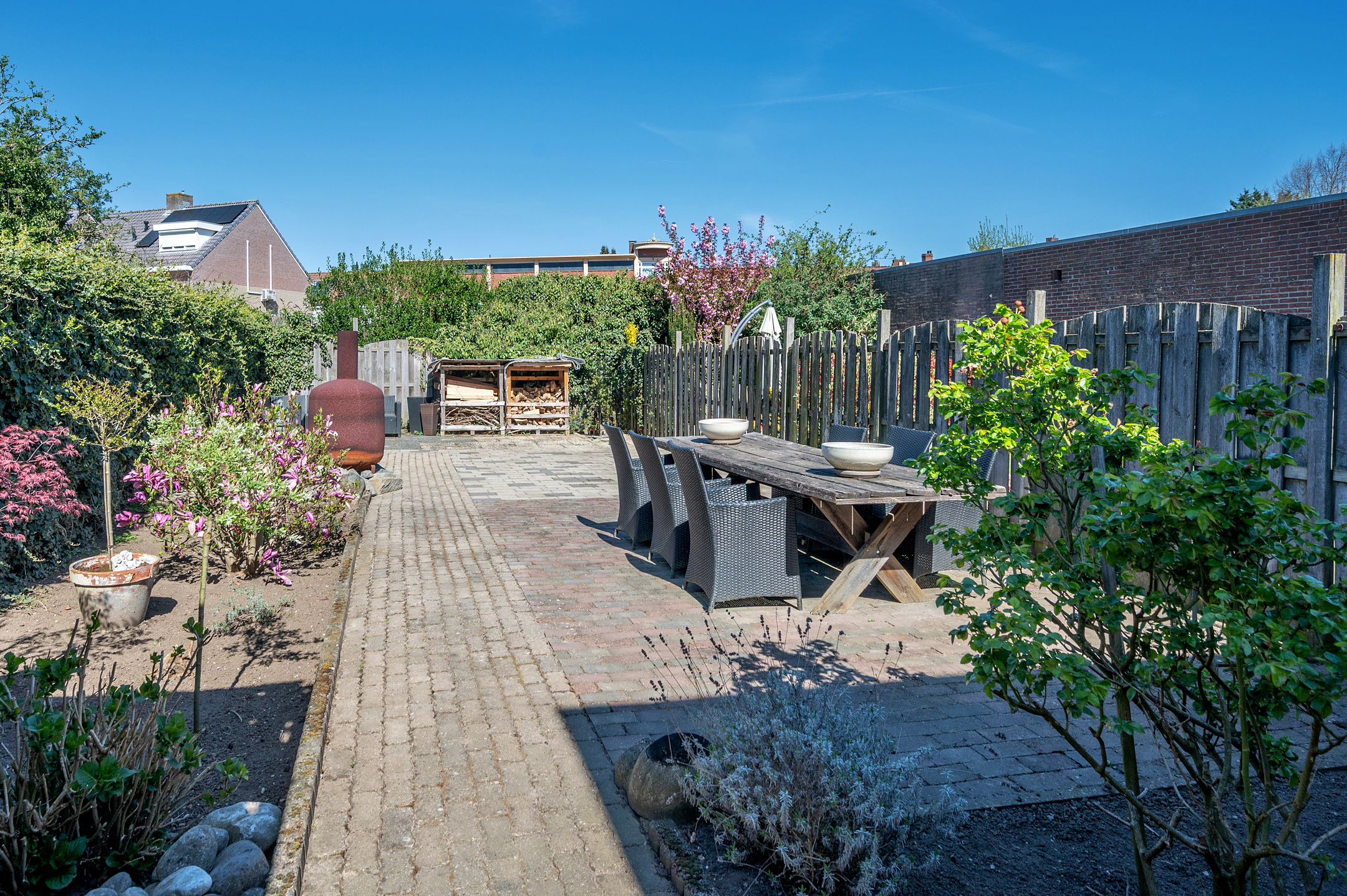 Photo 42 of Willemstraat 18