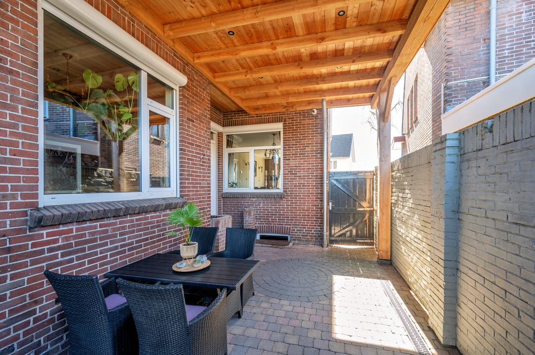 Photo 46 of Willemstraat 18