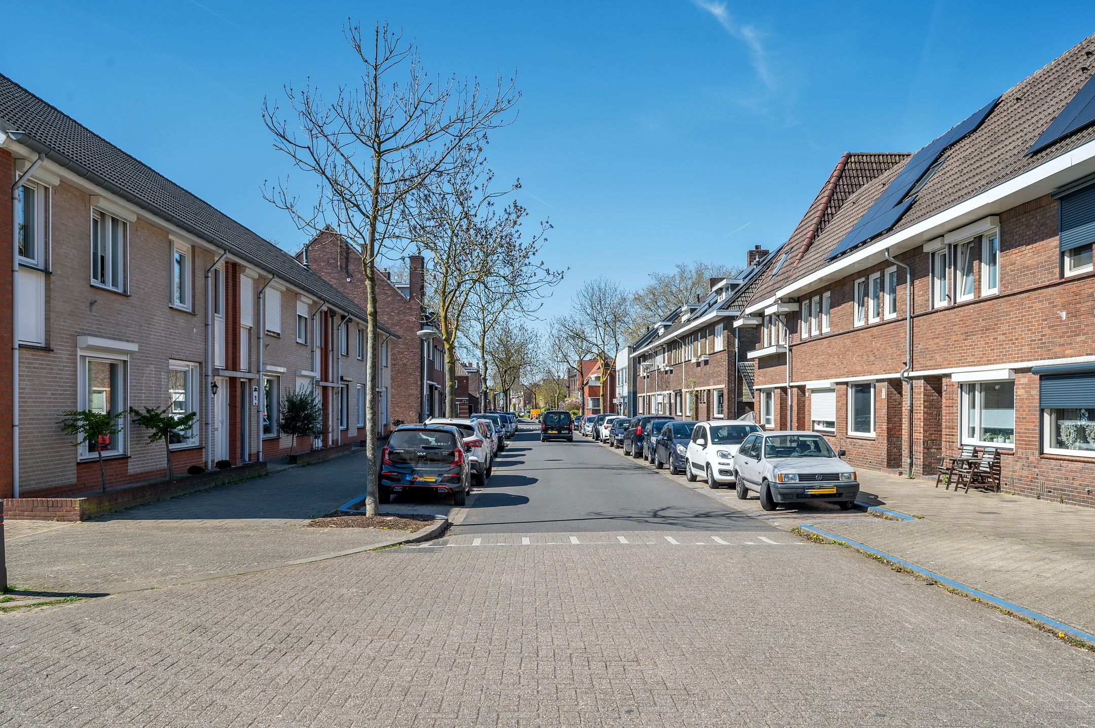 Photo 48 of Willemstraat 18