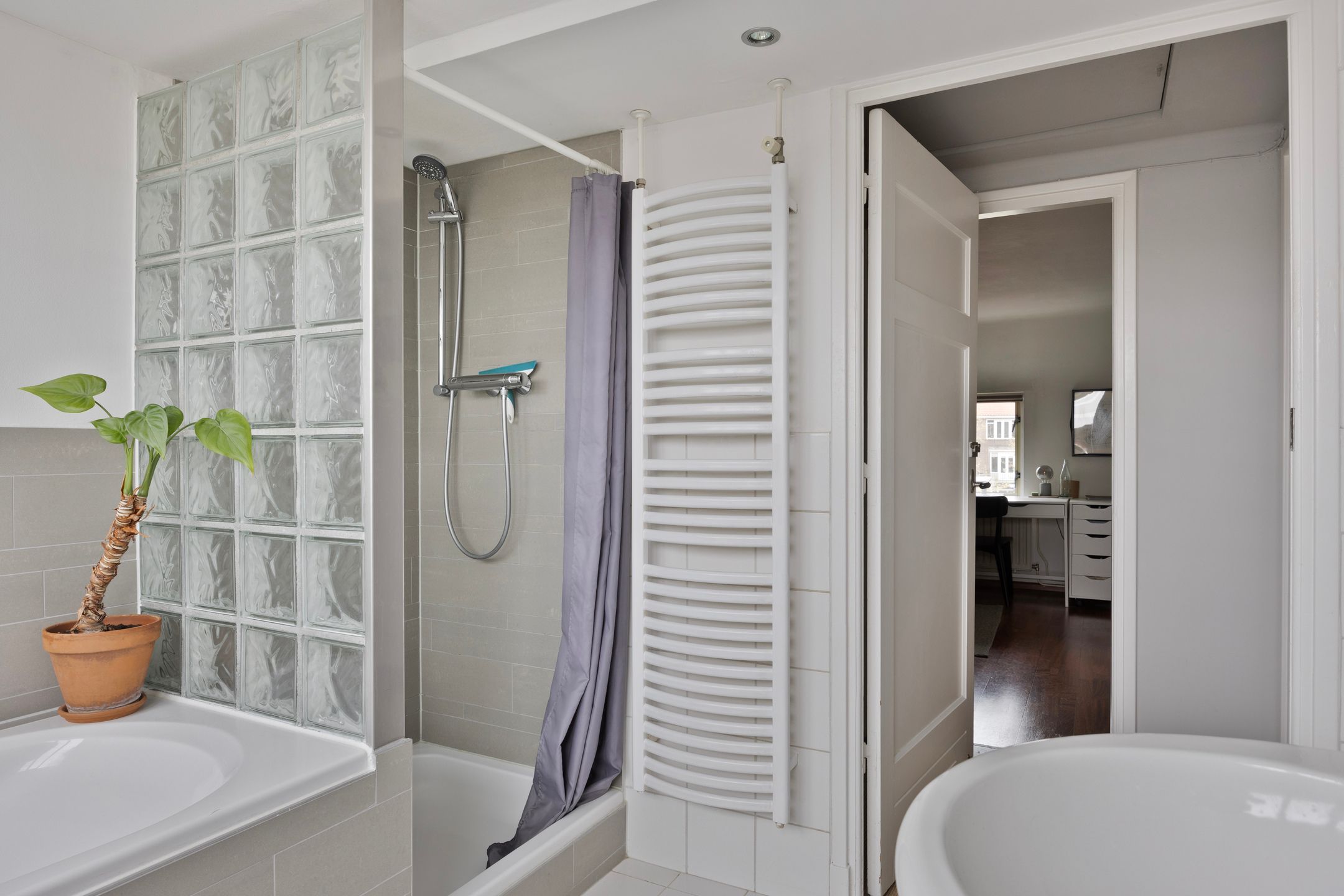 Foto 30 van Aartshertogenlaan 185