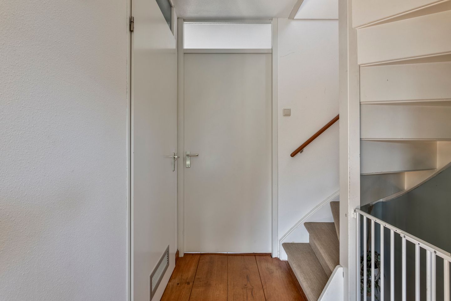 Foto 20 van Da Costastraat 1-A