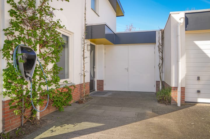 Photo 4 of De Helling 13