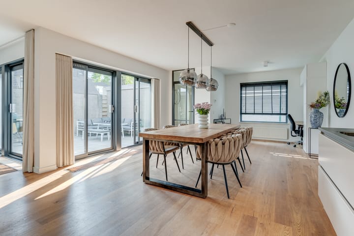 Photo 1 of Zwanenkamp 43