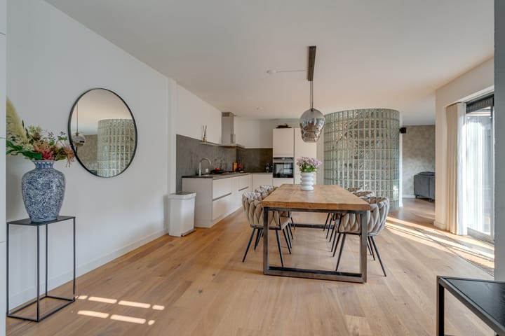 Photo 6 of Zwanenkamp 43