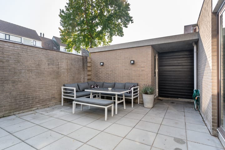 Photo 16 of Zwanenkamp 43