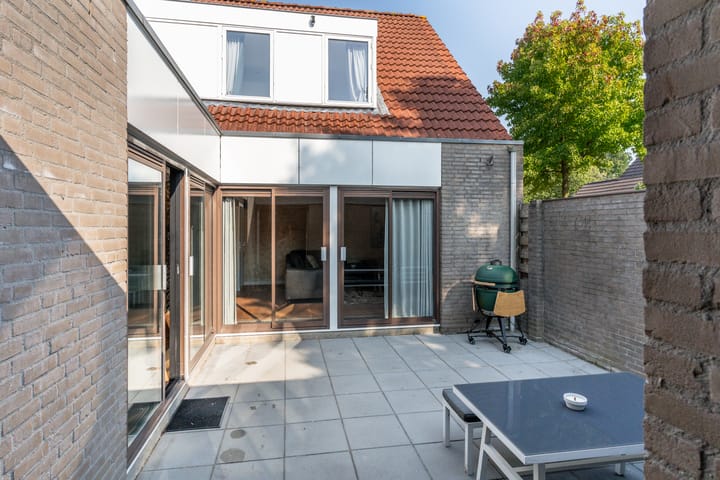 Photo 19 of Zwanenkamp 43