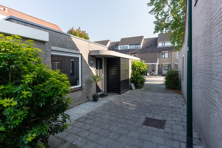 Photo 35 of Zwanenkamp 43