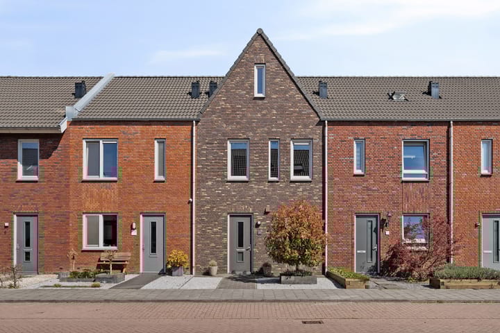 Foto 1 van Avondrood 13