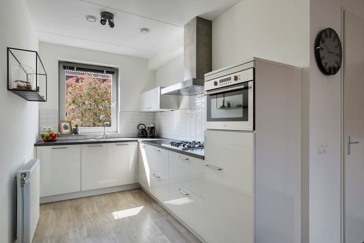 Foto 8 van Avondrood 13