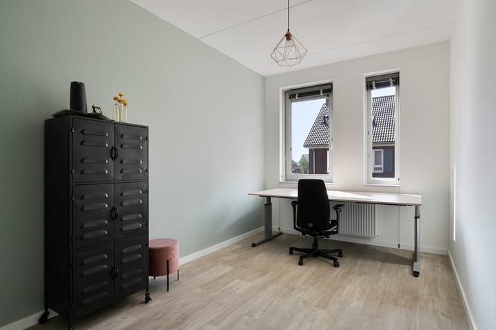 Foto 18 van Avondrood 13