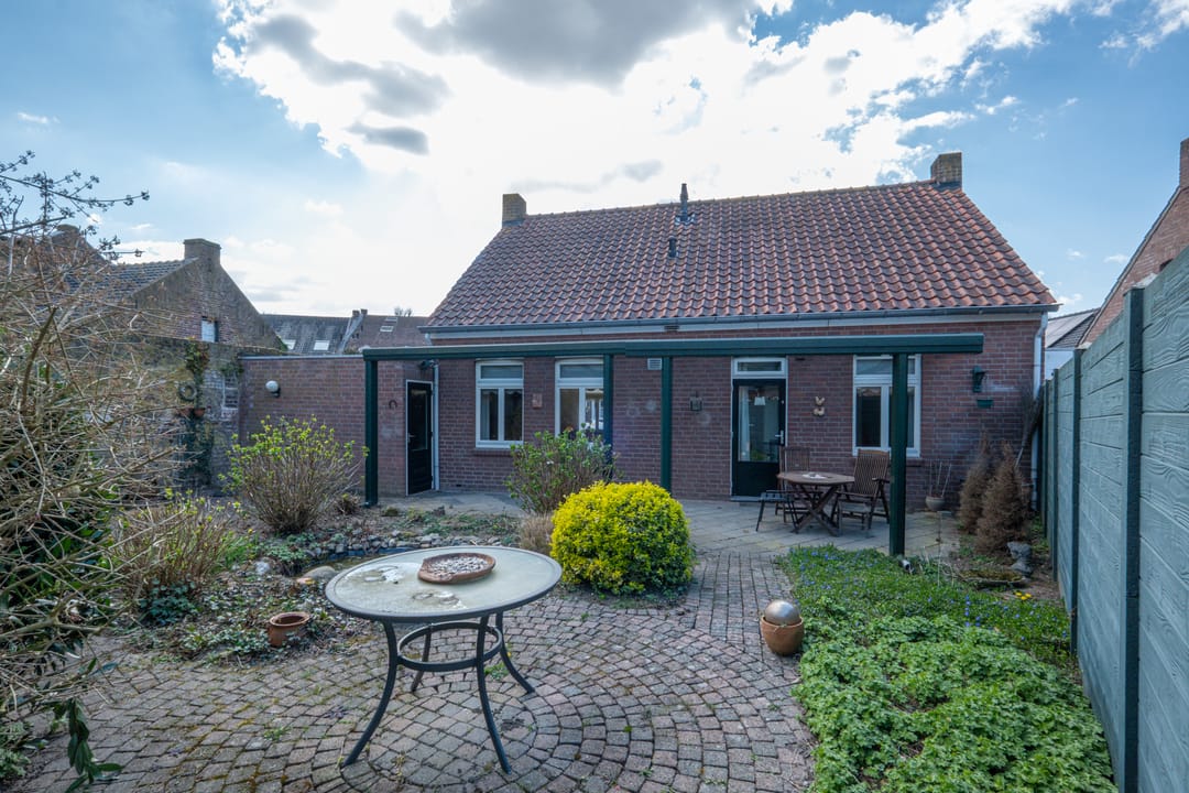 Foto 32 van Brouwerstraat 6